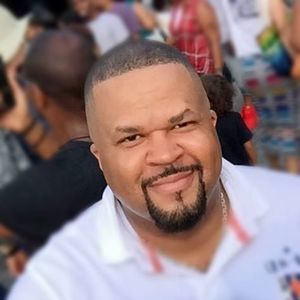 Meet your Posher, Lorenzo